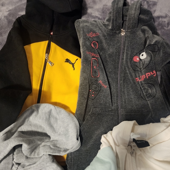 Puma Kids Yellow and Black Hoodie - Picture 3 of 15